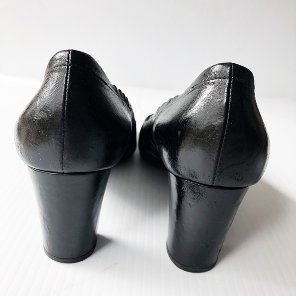 Prada Leather Black heels pumps 37.5 - Picture 4 of 8